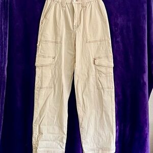 Almost Famous Women’s Cargo Pants Condition: Brand new, no tags